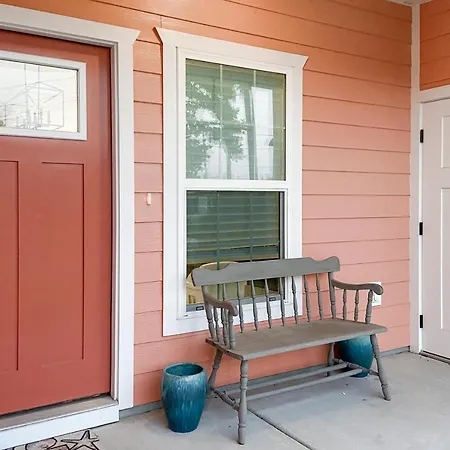 West End Beach Cottage